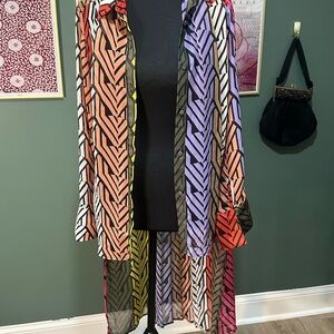 New York & Company Multicolor Geometric Blouse Size M ❤️‍🔥